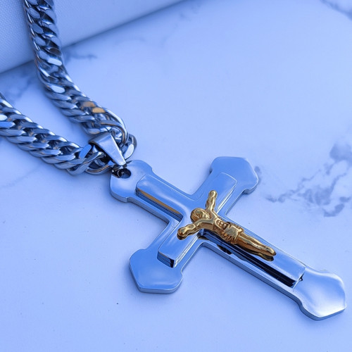 گردنبند صلیب عیسی نقره ای مردانه استیل