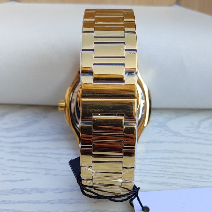 خرید ساعت طلایی استیل مردانه رنگ ثابت