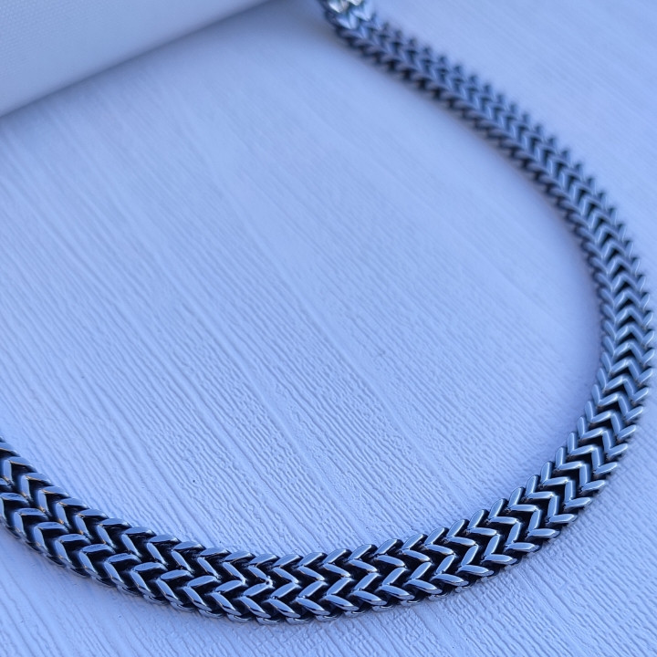 خرید زنجیر استیل مردانه سیاه قلم هشت پر