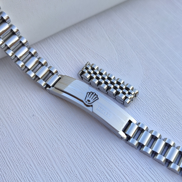 خرید دستبند رولکس مردانه نقره ای استیل رنگ ثابت