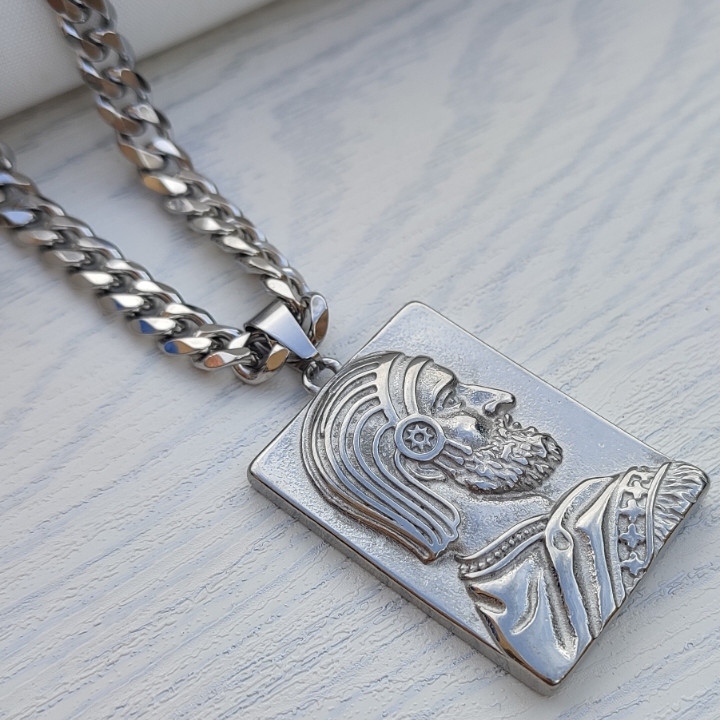 خرید گردنبند کوروش بزرگ نقره ای استیل رنگ ثابت