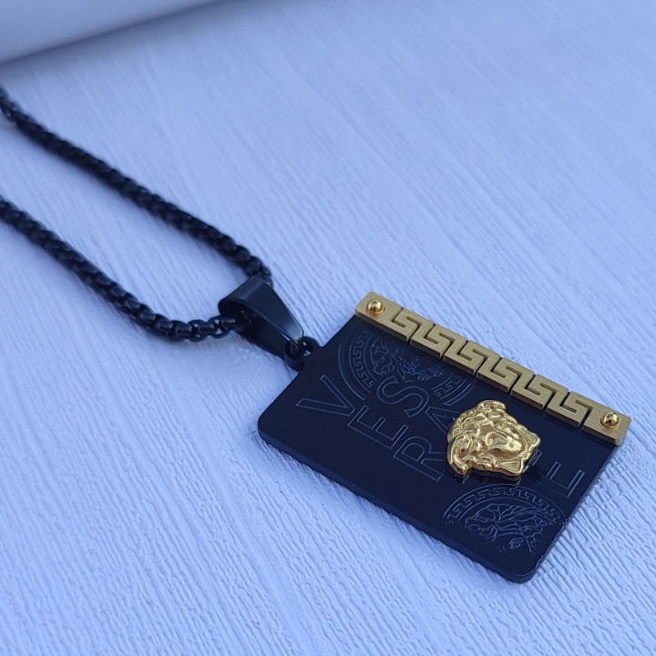 خرید گردنبند مشکی طلایی مردانه ورساچه