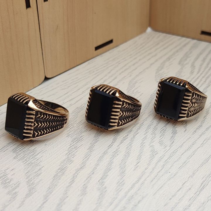 خرید انگشتر مردانه نگین مشکی طلاروسی