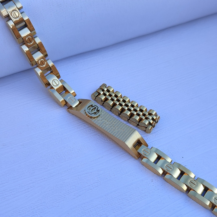 خرید دستبند کارتیر طلایی مردانه استیل رنگ ثابت