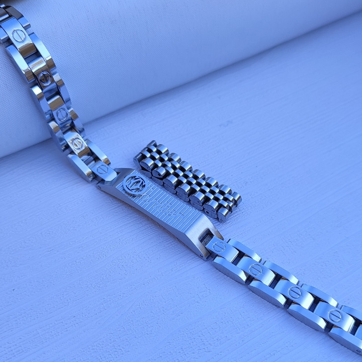 خرید دستبند کارتیر مردانه نقره ای رنگ ثابت استیل