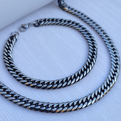 خرید ست دستبند و گردنبند زنجیری مردانه کارتیر استیل رنگ ثابت سیاه قلم