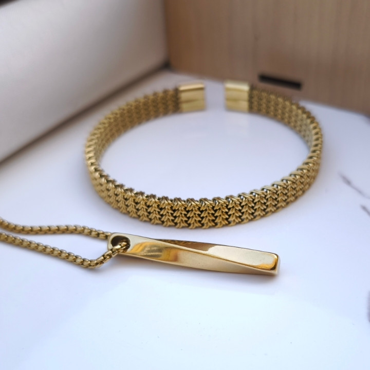 خرید ست گردنبند و بنگل مردانه طلایی رنگ ثابت