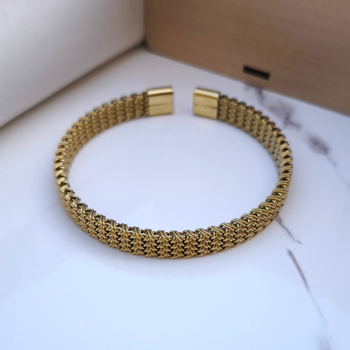 خرید دستبند مردانه طلایی استیل رنگ ثابت