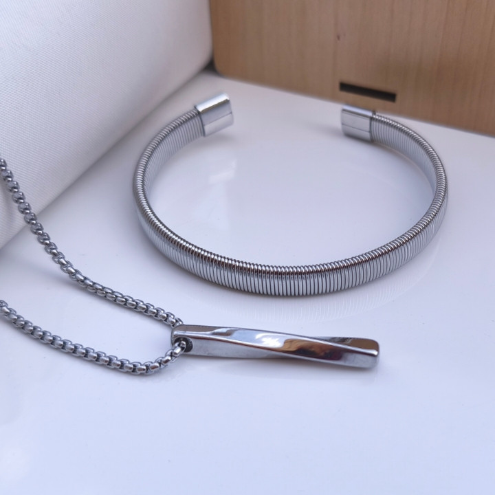 خرید ست بنگل و گردنبند پسرانه نقره ای رنگ ثابت