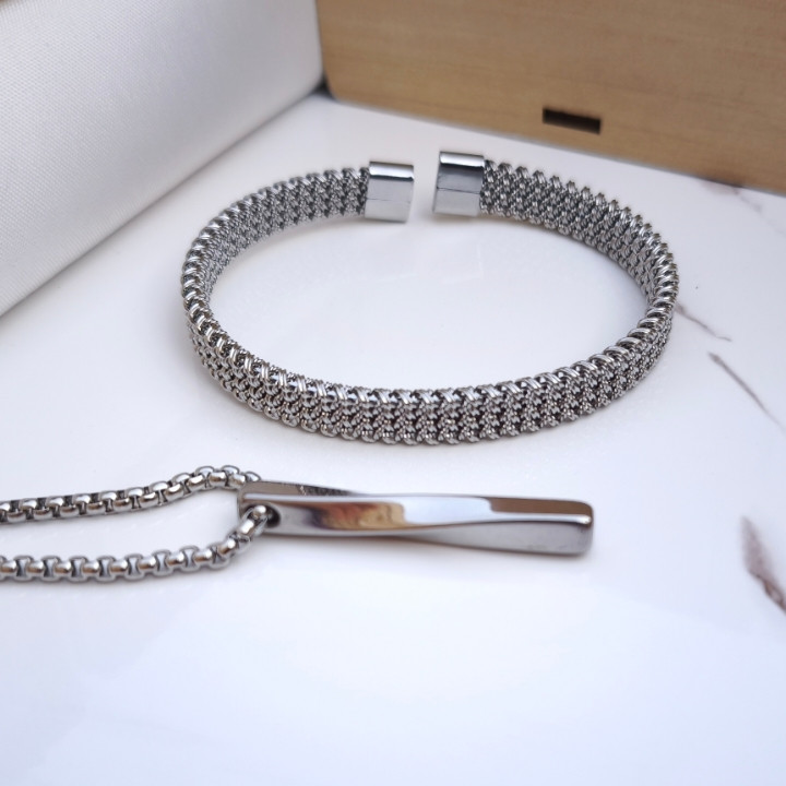 خرید ست دستبند و گردنبند پسرانه رنگ ثابت نقره ای