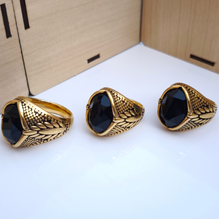 خرید انگشتر مردانه طلایی استیل رنگ ثابت