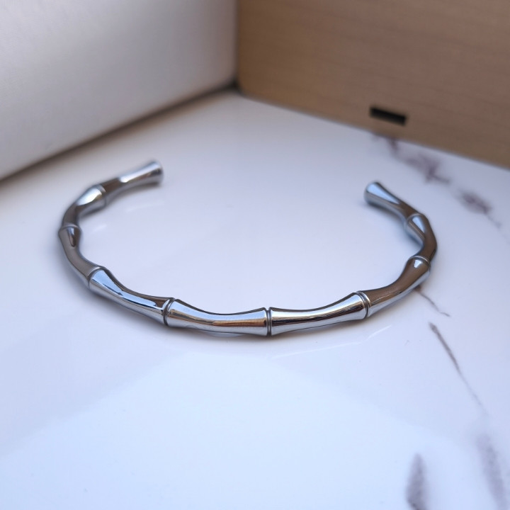 خرید دستبند مردانه نقره ای استیل طرح اسکلت