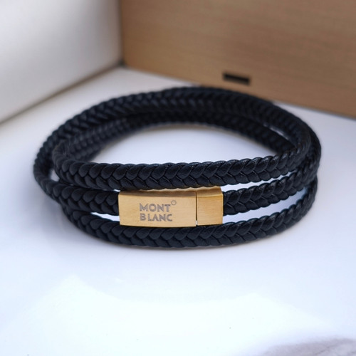 خرید دستبند چرمی مشکی مردانه قفل مگنتی سه دور مونتبلانک