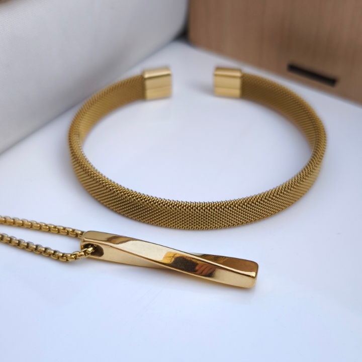 خرید ست دستبند و گردنبند طلایی پسرانه استیل رنگ ثابت