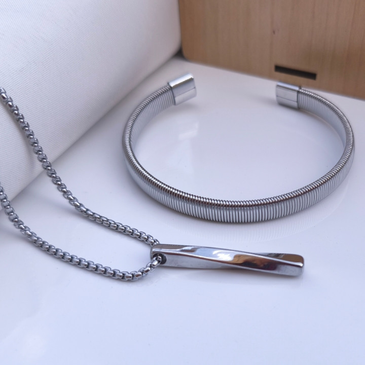 خرید ست بنگل و گردنبند مردانه نقره ای رنگ ثابت