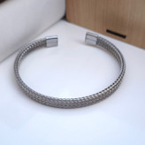 خرید دستبند مردانه فری سایز شیک رنگ ثابت