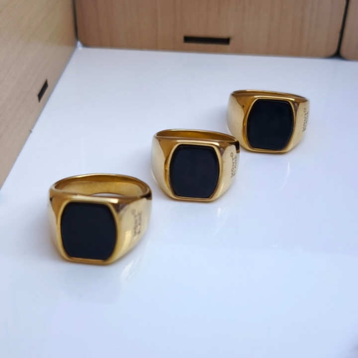 خرید انگشتر مردانه مونتبلانک طلایی استیل رنگ ثابت