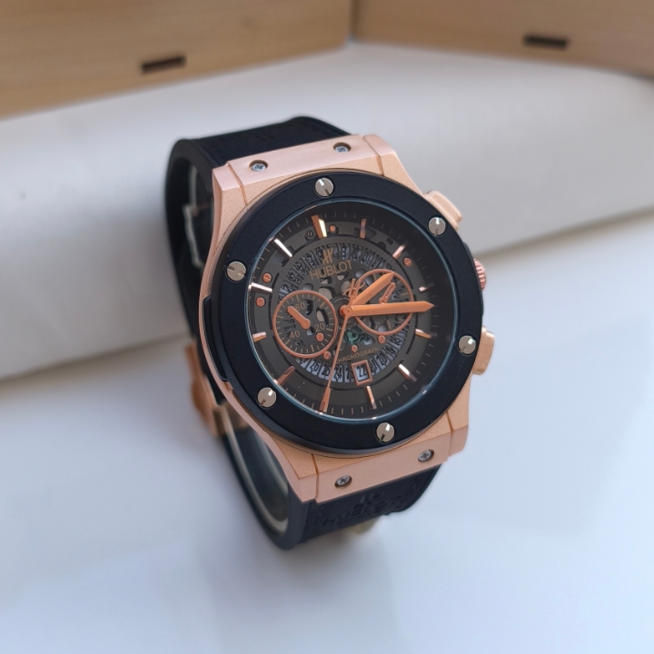 خرید ساعت هابلوت مردانه چرمی طرح سه موتور