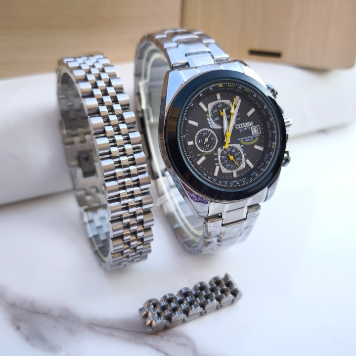 خرید ست ساعت دستبند انگشتر مردانه نقره ای شیک رنگ ثابت ارزان