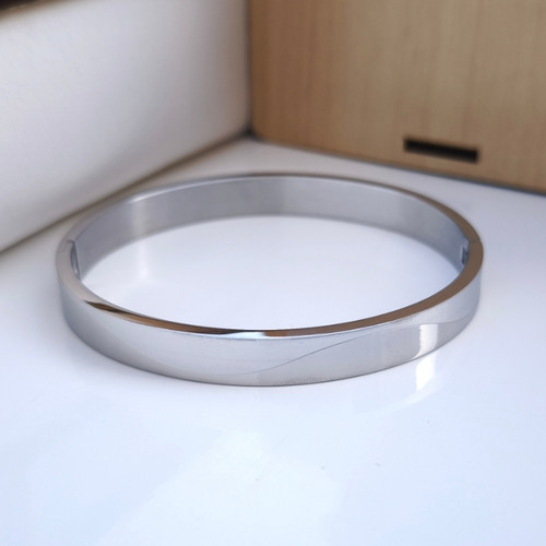 خرید دستبند حلقه ای مردانه استیل رنگ ثابت شیک ارزان