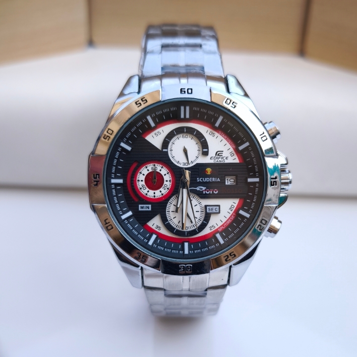 ساعت مچی مردانه کاسیو ادیفایس، با سه موتور فعال، رنگ نقره‌ای، جنس استیل