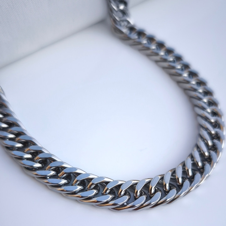 خرید گردنبند زنجیری مردانه شیک رنگ ثابت مناسب کادو