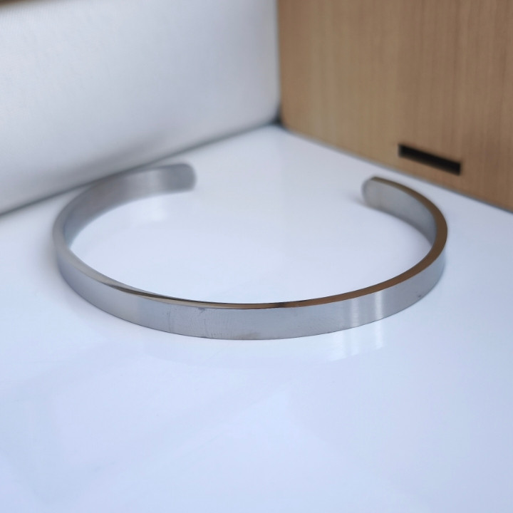 خرید دستبند مردانه فری سایز نقره ای استیل رنگ ثابت شیک ارزان