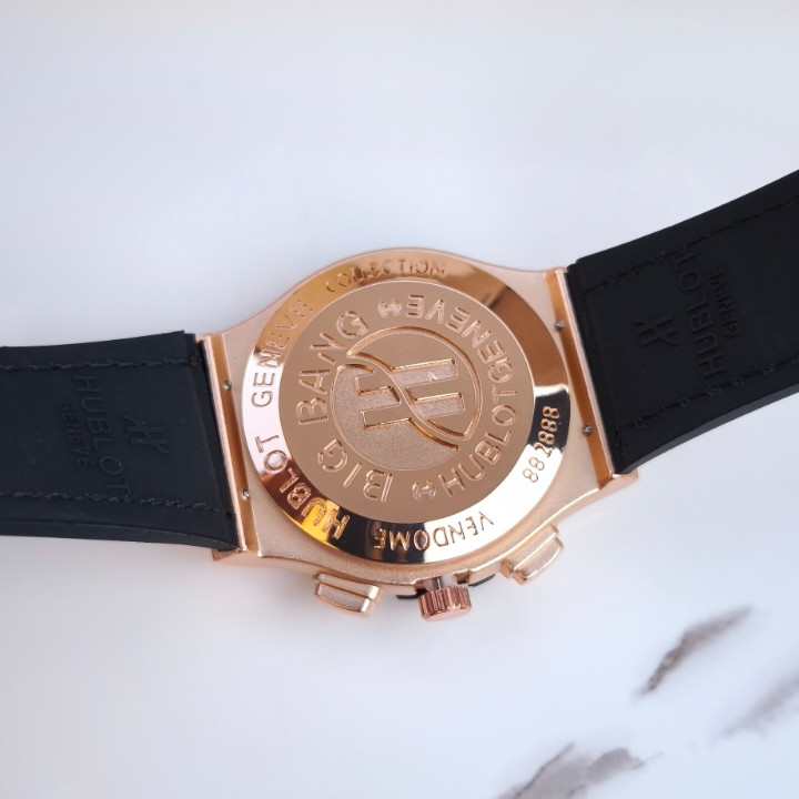 خرید ساعت هابلوت مردانه چرمی طرح سه موتور ارزان