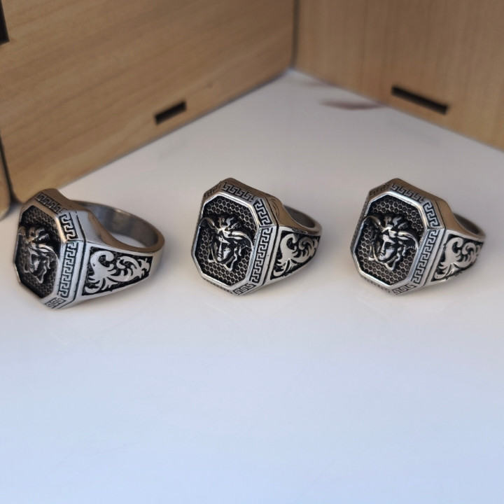 انگشتر مردانه ورساچه استیل نقره ای رنگ ثابت شیک ارزان