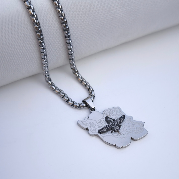 خرید گردنبند ایران و فروهر استیل رنگ ثابت نقره ای شیک ارزان