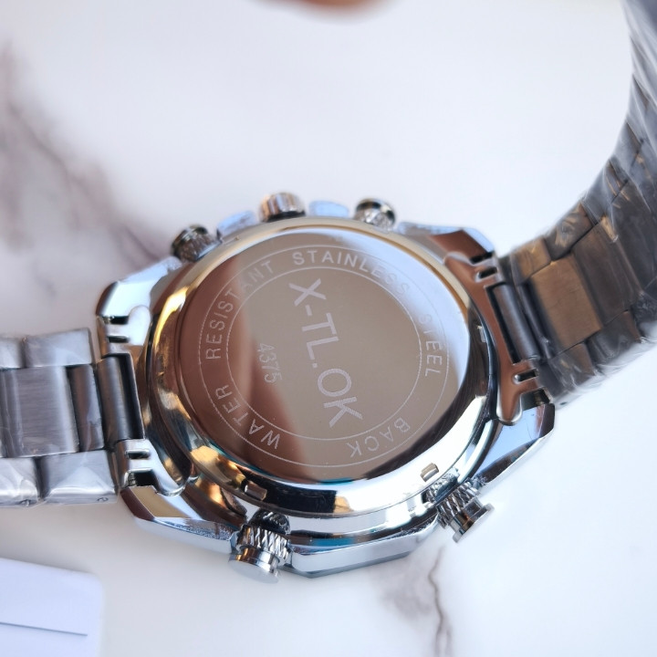 خرید ساعت مردانه بند استیل استیل دو زمانه نقره ای رنگ ثابت شیک ارزان