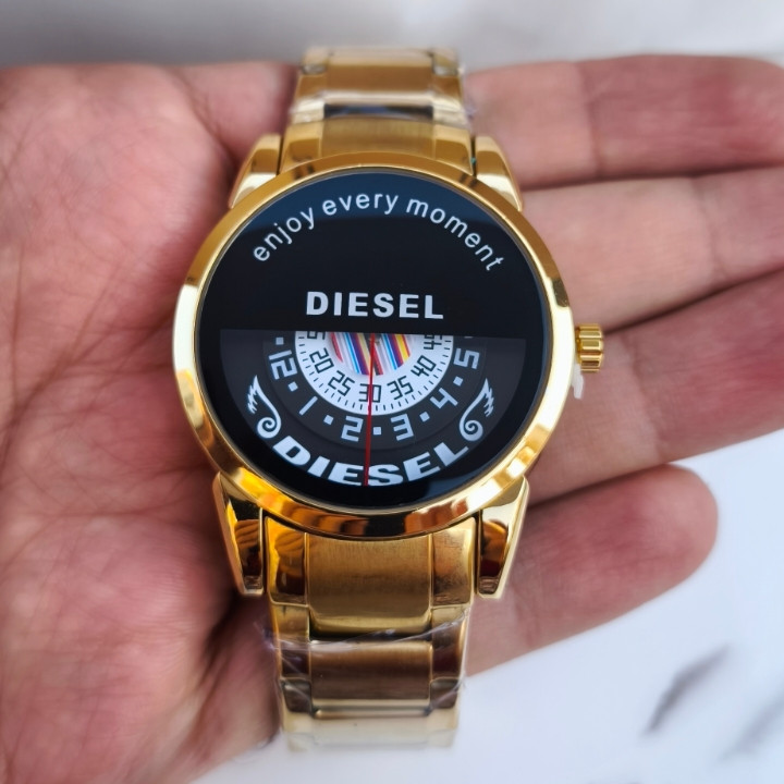 خرید ساعت بندفلزی مردانه طلایی شیک ارزان مناسب هدیه برند دیزل