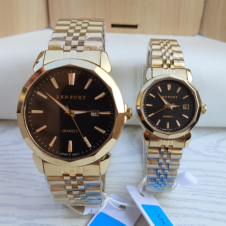 ست ساعت مردانه زنانه طلایی شیک و خاص همراه جعبه و کارت گارانتی