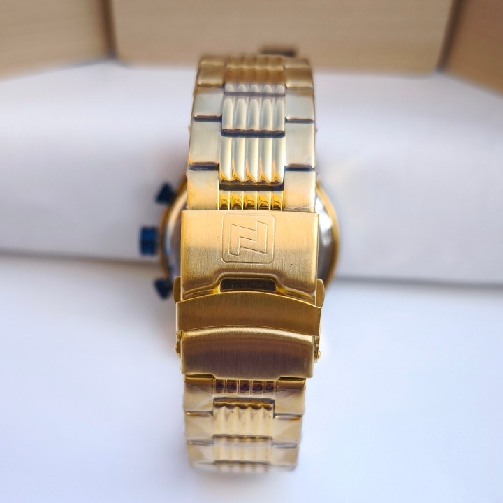 خرید ساعت استیل مردانه طلایی سه موتوره نیوی فورس مناسب کادو