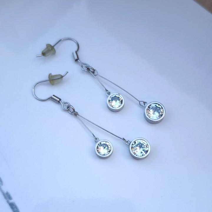 خرید گوشواره آویز دخترانه نگینی استیل رنگ ثابت شیک ارزان مناسب هدیه